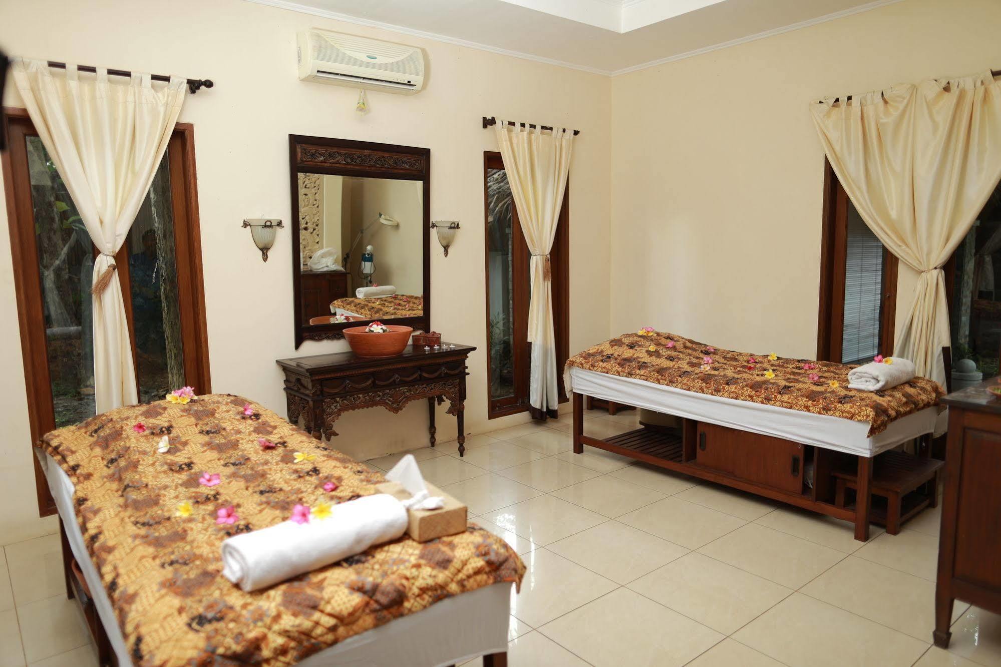 Sanghyang Indah Spa Resort Anyer Exteriör bild